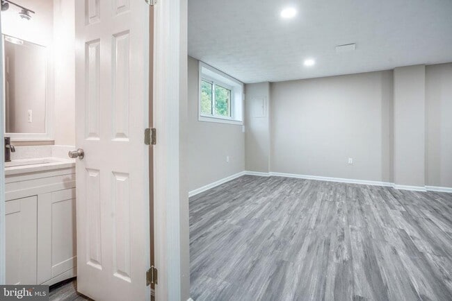 Building Photo - 3671 Waterwheel Square