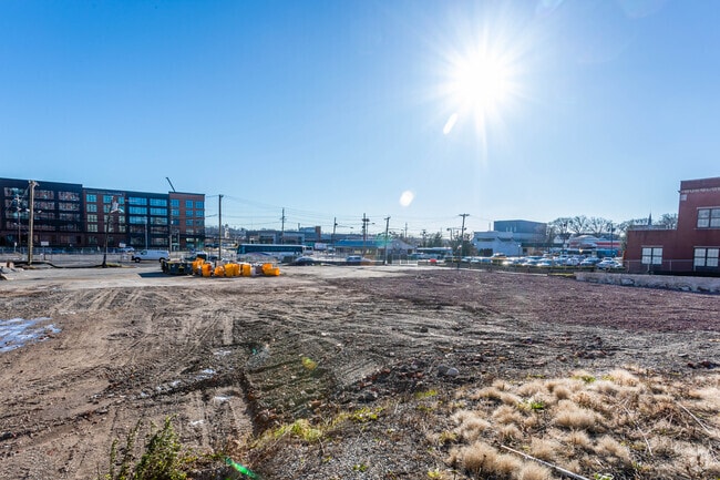 Building Photo - The Sapphire