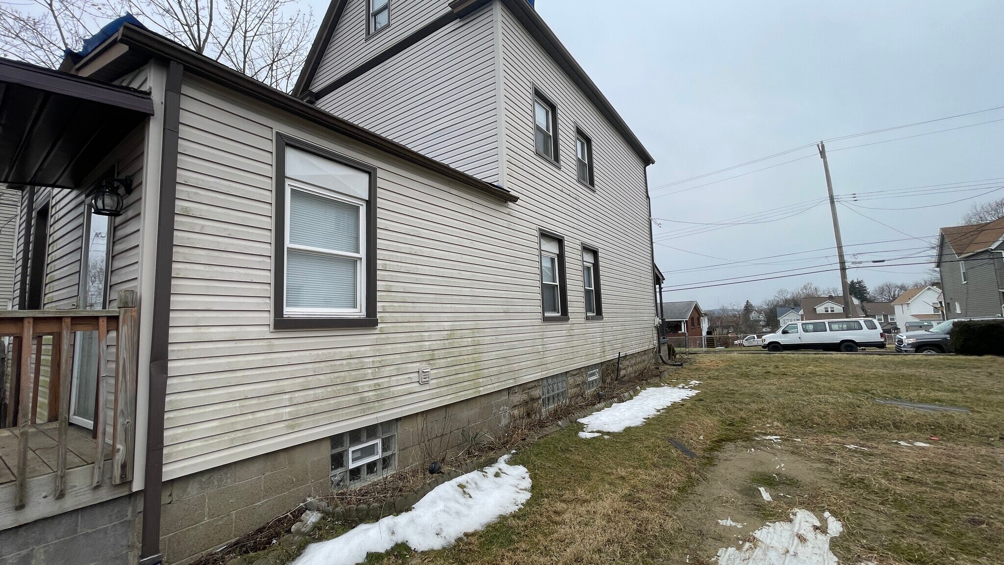 Building Photo - 2311 Grandview Ave