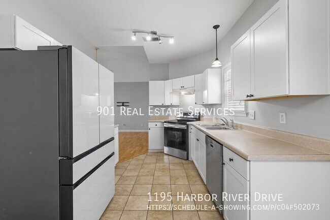 Building Photo - 1195 Harbor River Dr