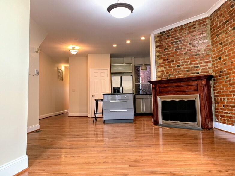 Building Photo - 1711 4th St NW