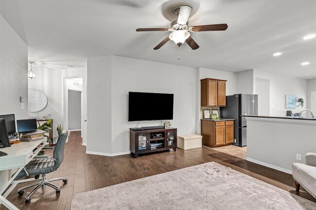 Building Photo - 1700 Fall Forest Ct