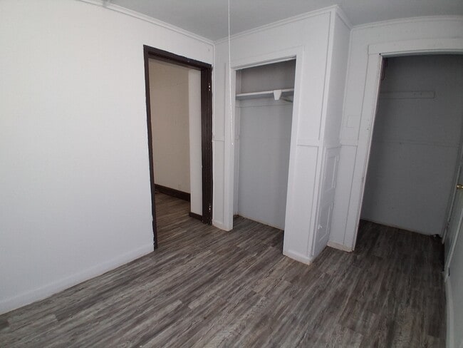 Building Photo - 501  Avenue-B