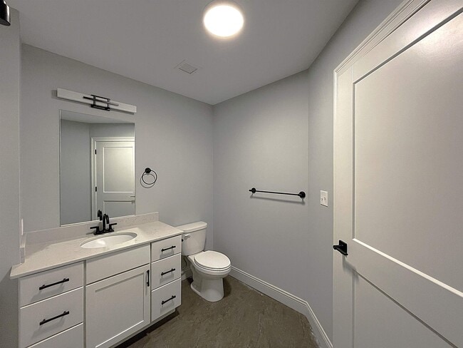 Building Photo - 25 Lowell St