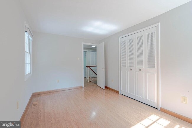 Building Photo - 13145 Madonna Ln