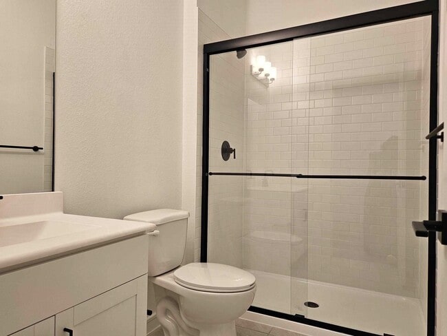 Building Photo - 8438 Tranquil Bay Ct