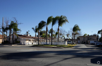 Primary Photo - Beaumont Apartments