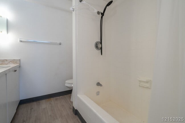 Building Photo - 1655 Makaloa St