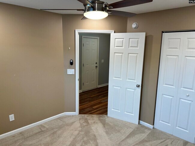 Building Photo - 168 Regency Dr