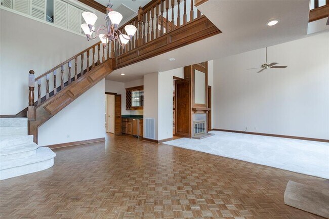 Building Photo - 9559 Doliver Dr