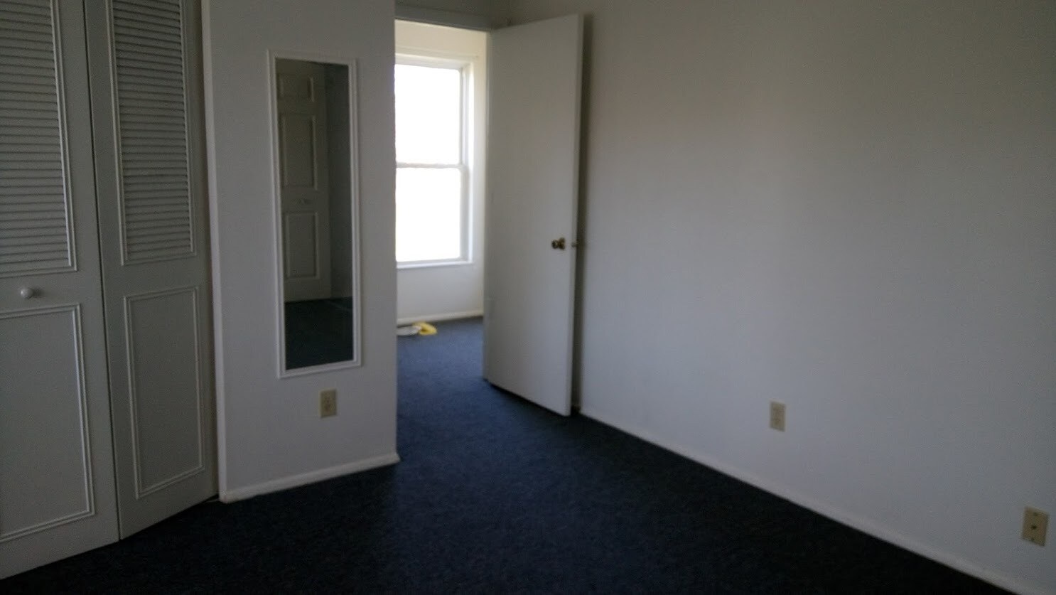 Building Photo - 3657 Kenbrooke Ct