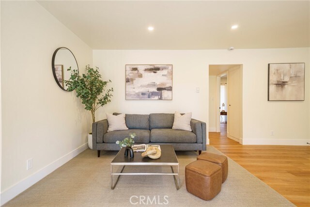 Building Photo - 2940 W Carson St