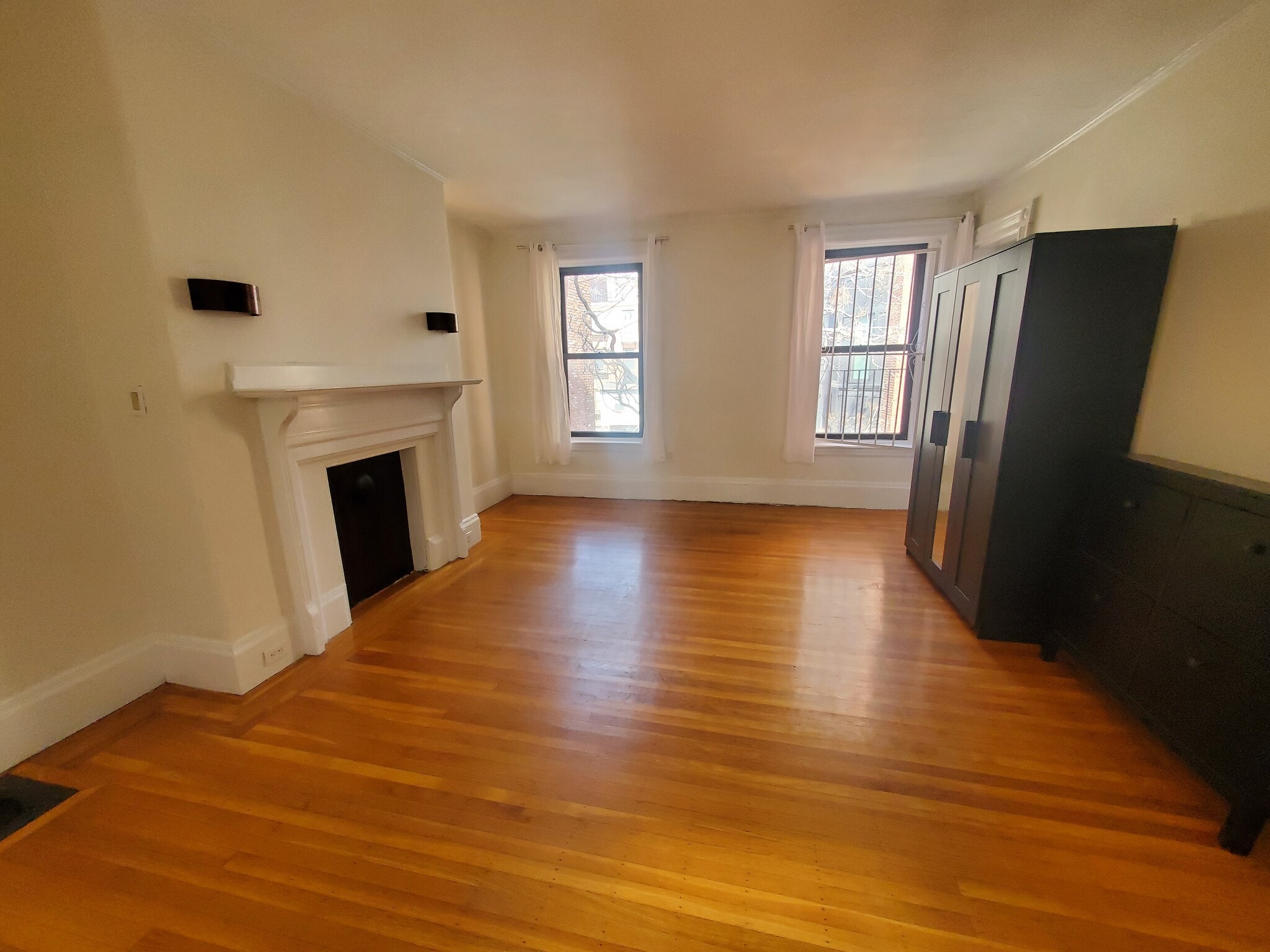 Building Photo - 425 Marlborough St