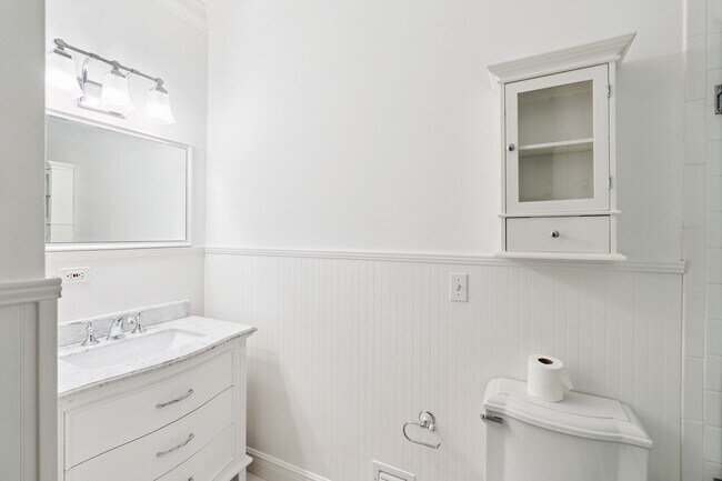 Building Photo - 151 S County Rd