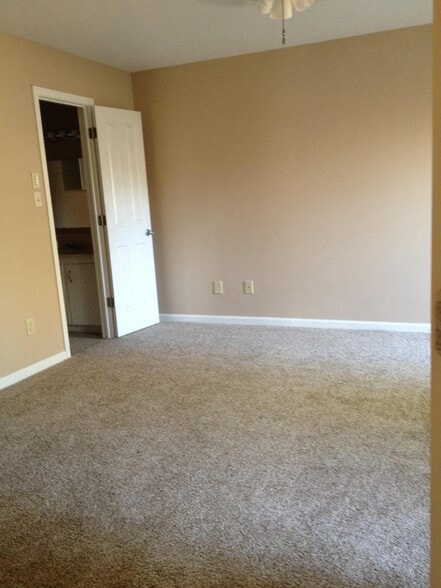 Master - 205 Timothy Dr