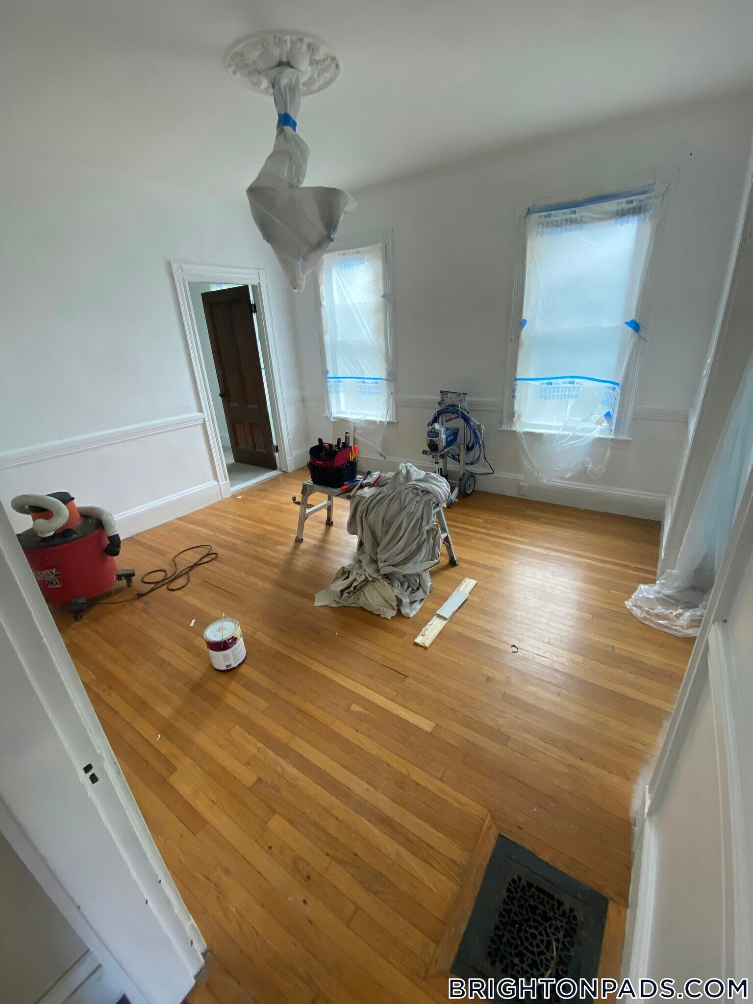 Building Photo - 34 Etna St