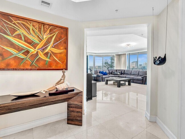 Building Photo - 3535 S Ocean Dr