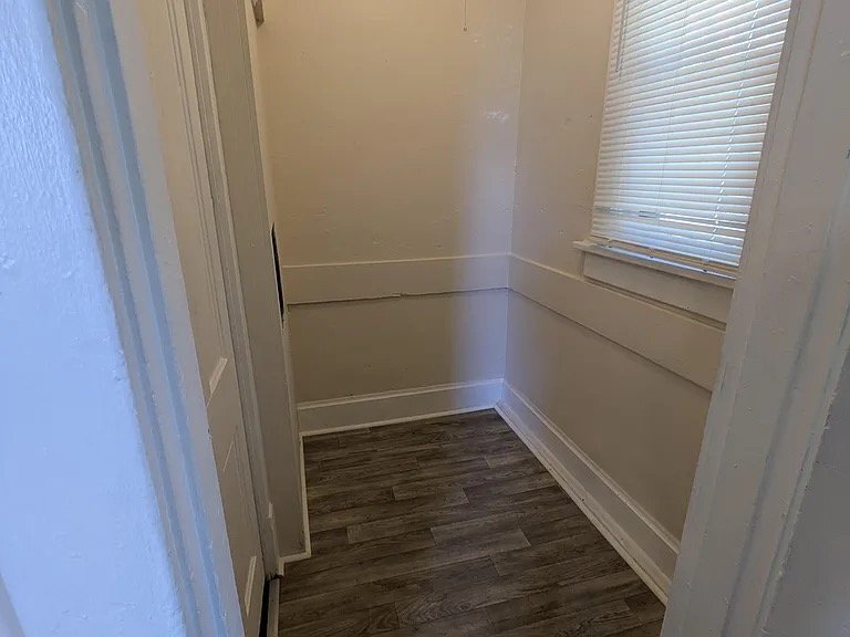 Building Photo - 60 N Harris Ave