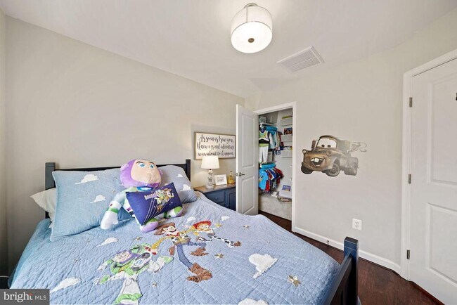 Building Photo - 42586 Harlow Meadows Terrace