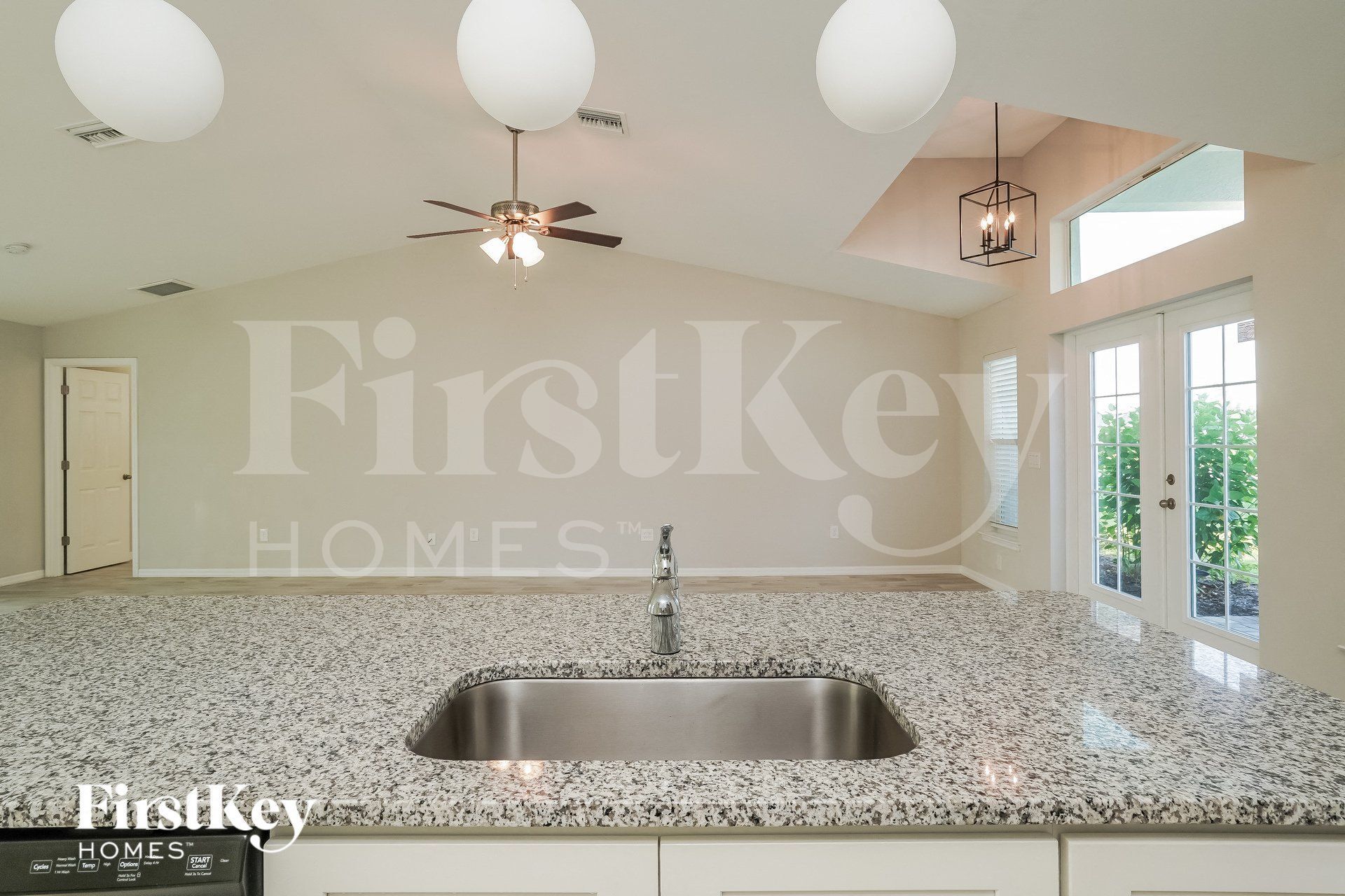 Building Photo - 1021 SW 11th Ave