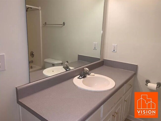 Building Photo - 1390 Eagles Nest Circle