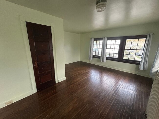 Building Photo - 643 Wildwood Blvd