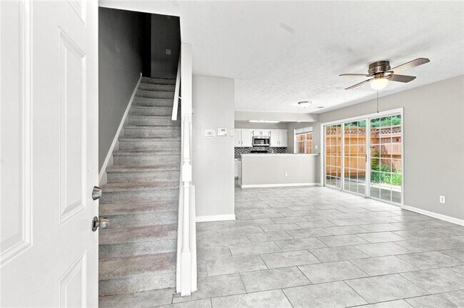 Building Photo - 5557 Clover Rise Ln