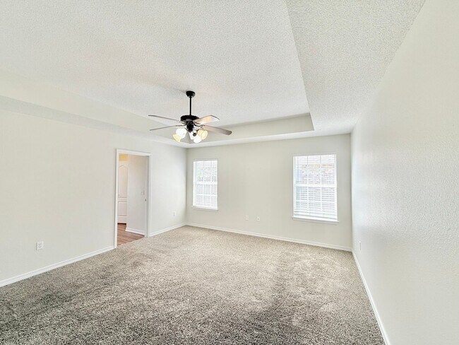 Building Photo - Elegant 4-Bedroom Home - Tanglewood