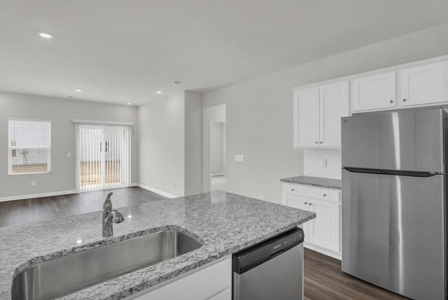 Building Photo - 246 Arnette Dr