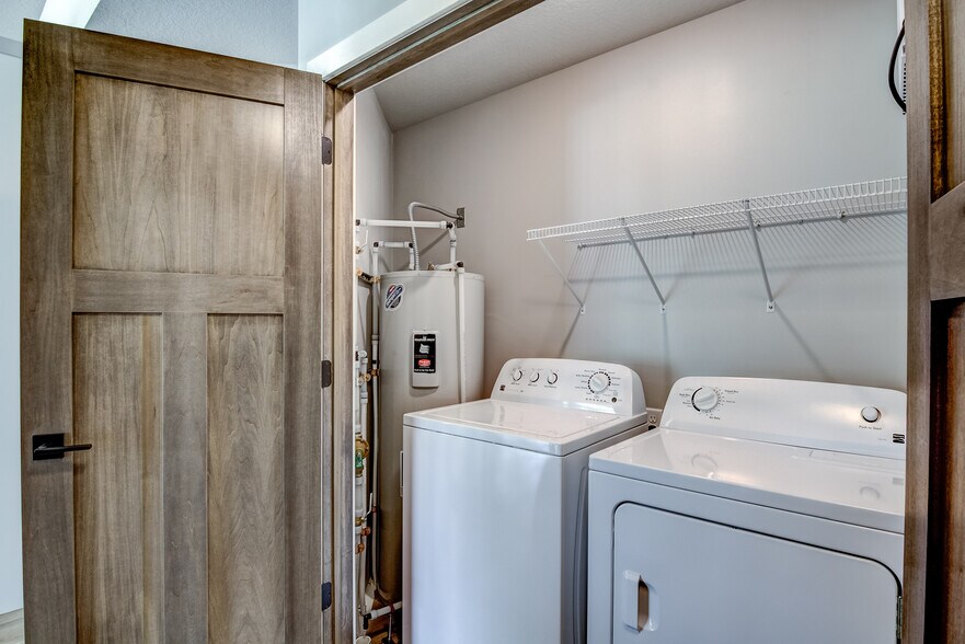 Building Photo - 4223 Jeffers Rd