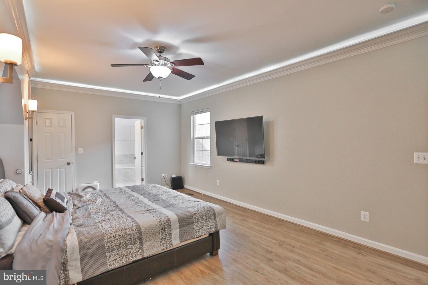 Building Photo - 21112 Sugarview Dr