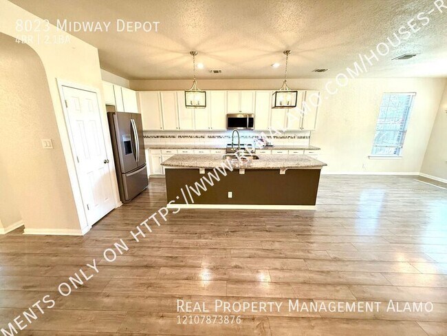Building Photo - 8023 Midway Depot