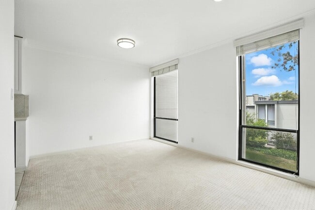 Building Photo - 1171 Compass Ln