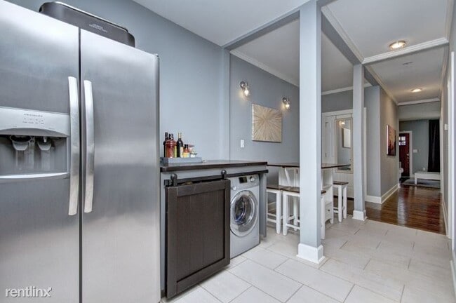 Building Photo - 1 br, 1 bath House - 1613 S Mint Street