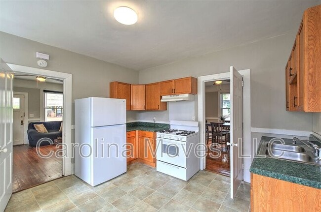 Building Photo - 20 8th Ave
