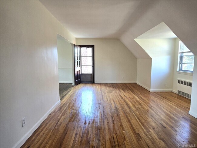 Building Photo - 130 Beech St