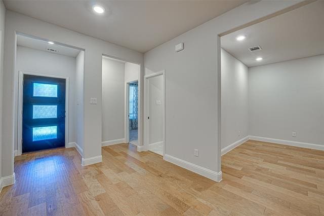 Building Photo - 7849 Bayside Dr