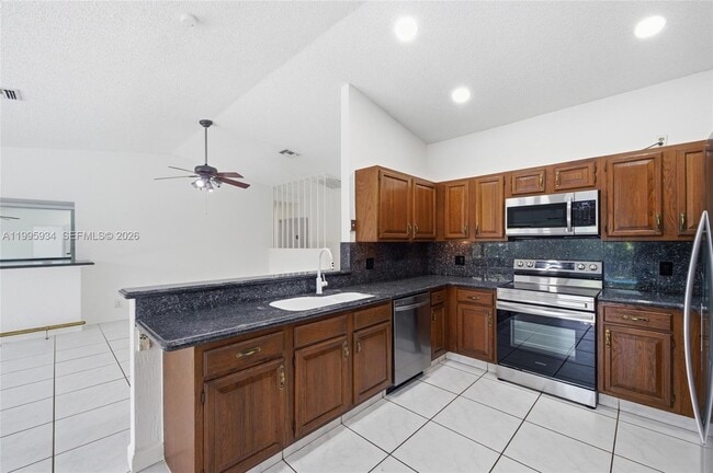 Building Photo - 676 NW 107th Ln