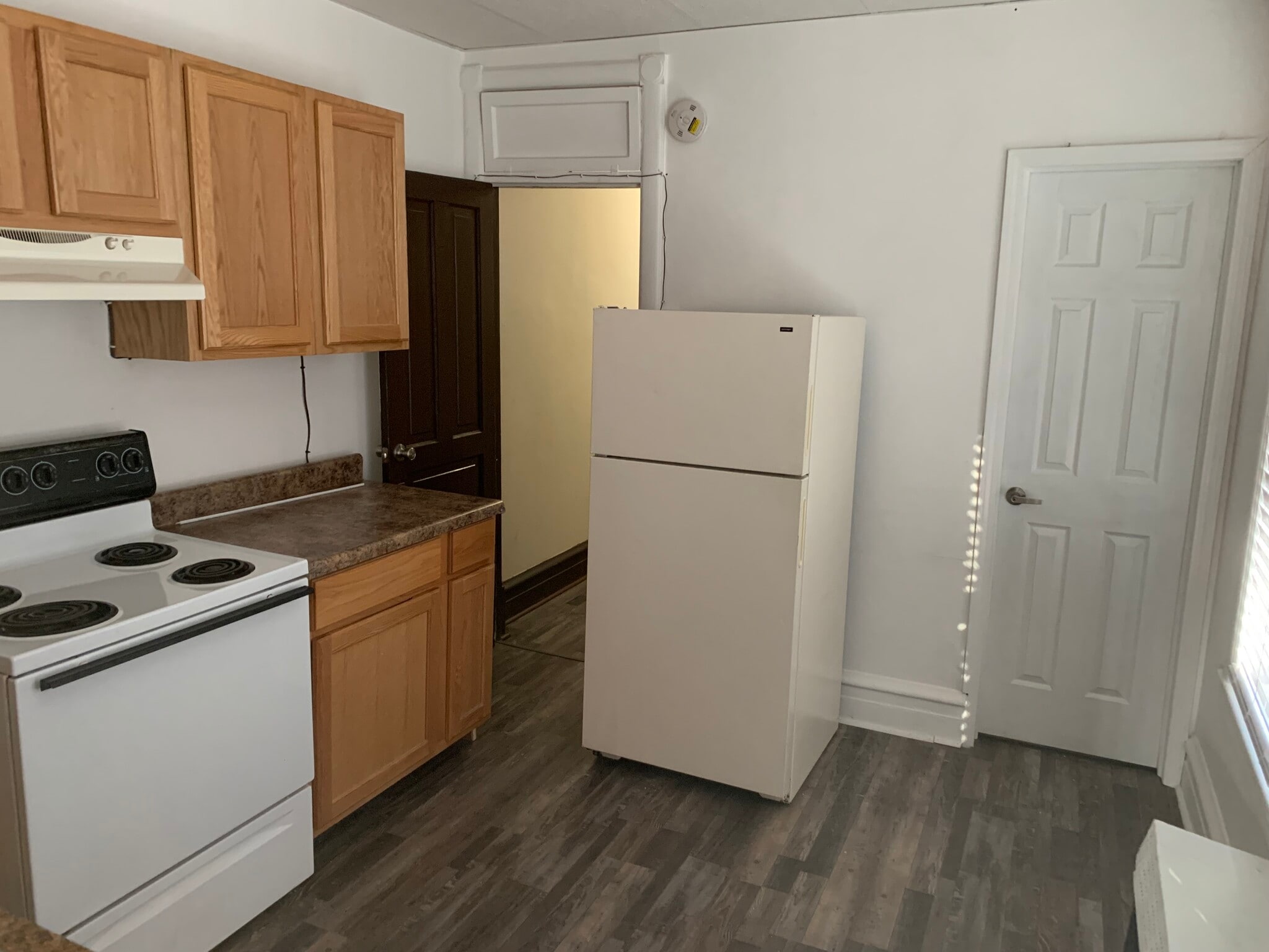 Kitchen - 848 Weiser St