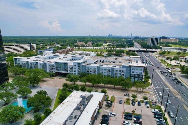 Building Photo - 2525 CityWest Blvd