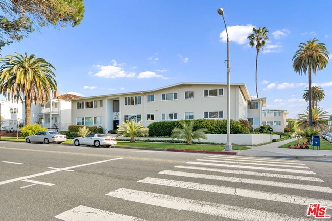 Building Photo - 433 Ocean Ave