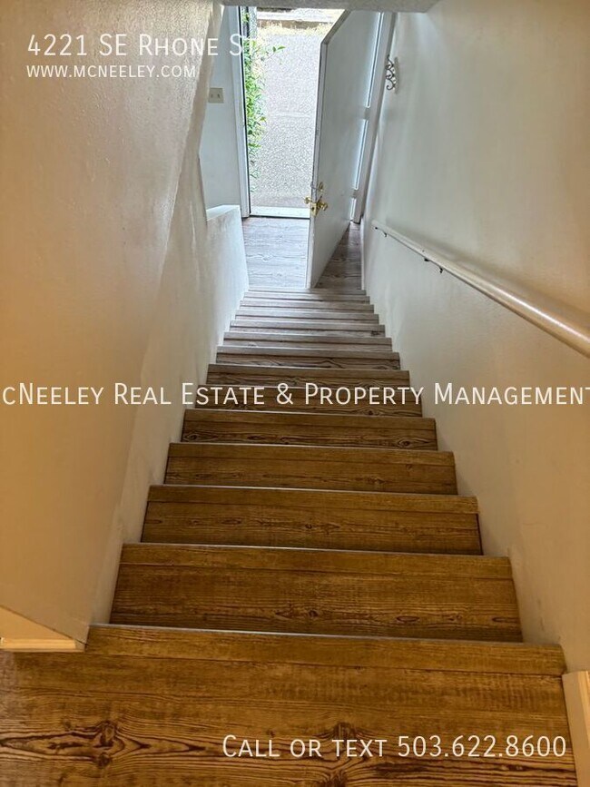 Building Photo - 4221 SE Rhone St