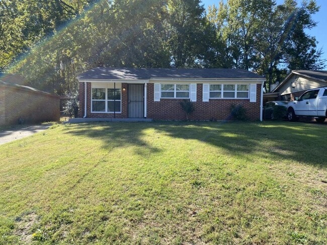 Primary Photo - 333 Delta Rd