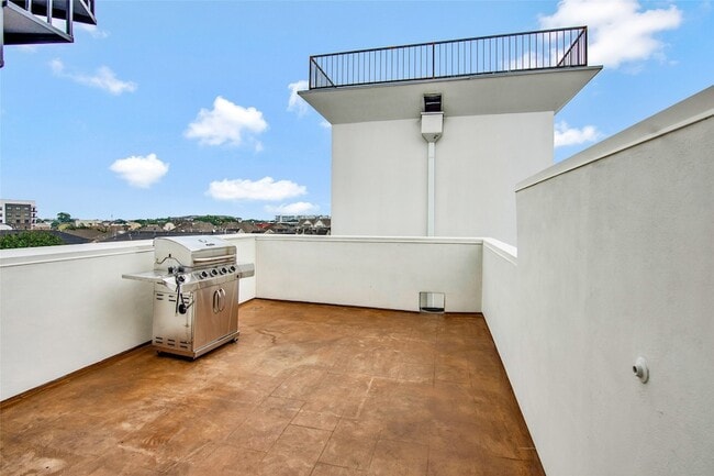 Building Photo - 5505 Rose St