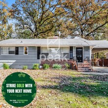 Building Photo - $1200! Beautiful 3 Bed/ 1 Bath home in Birmingham! Apply by 3/19 and save 50% off first month's r...