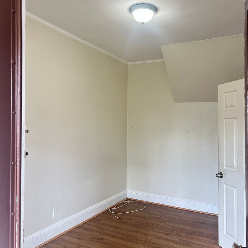 Building Photo - 54 Wolf Pl