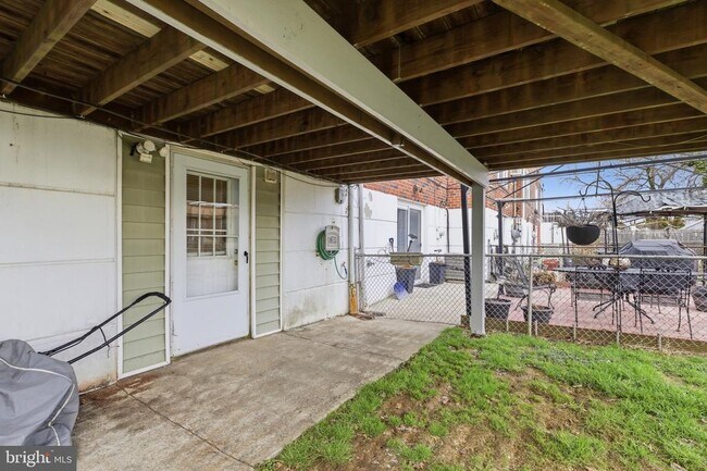 Building Photo - 3351 Morning Glory Rd