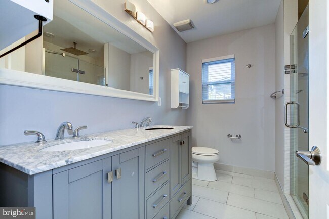 Building Photo - 4209 JENIFER St NW