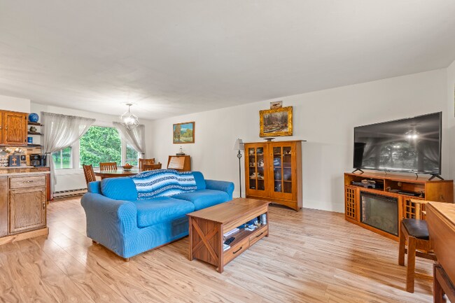 Building Photo - 4998 Rockefeller Rd