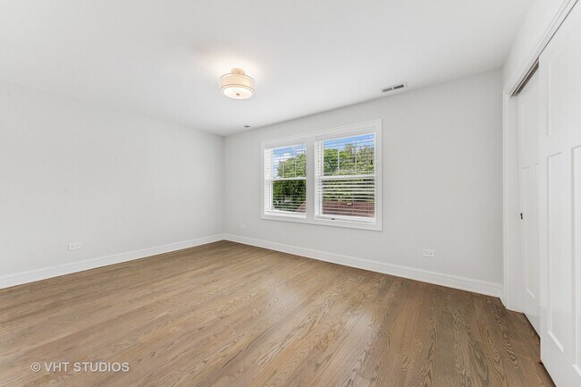 Building Photo - 297 Highland Ave